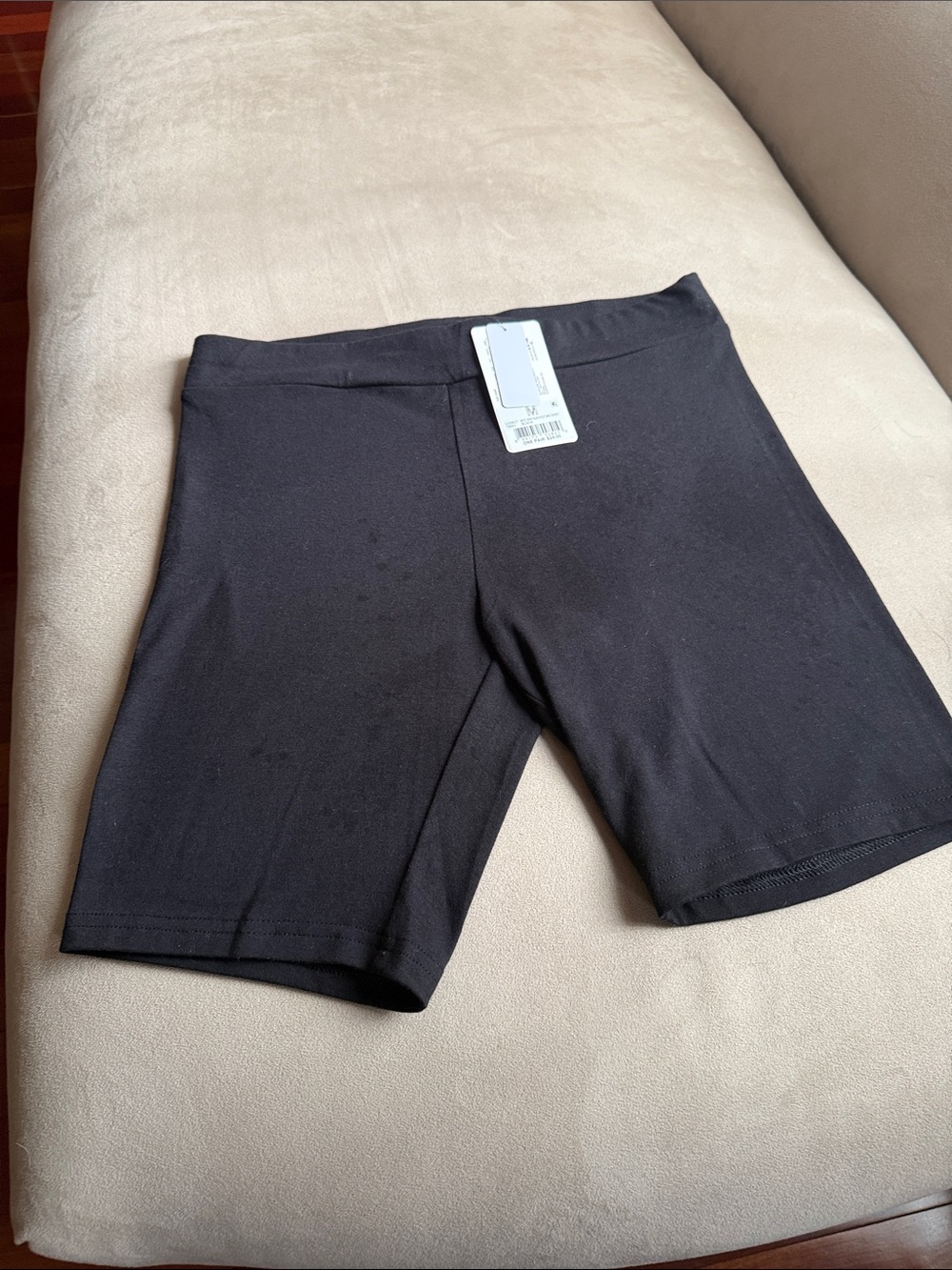 HUE Black Women's Bike Shorts - Blackout Stretch